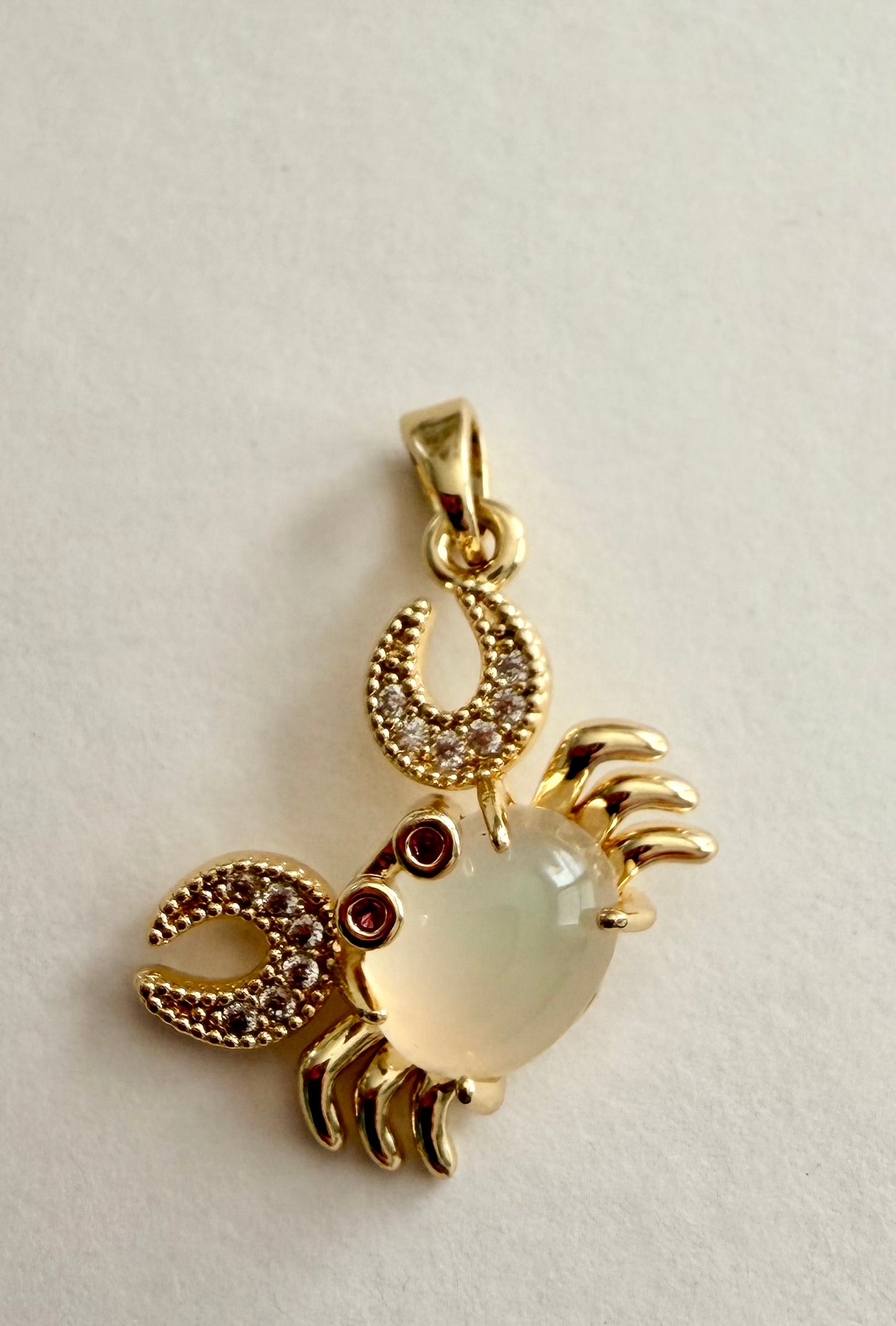 Cutie Crab Charm