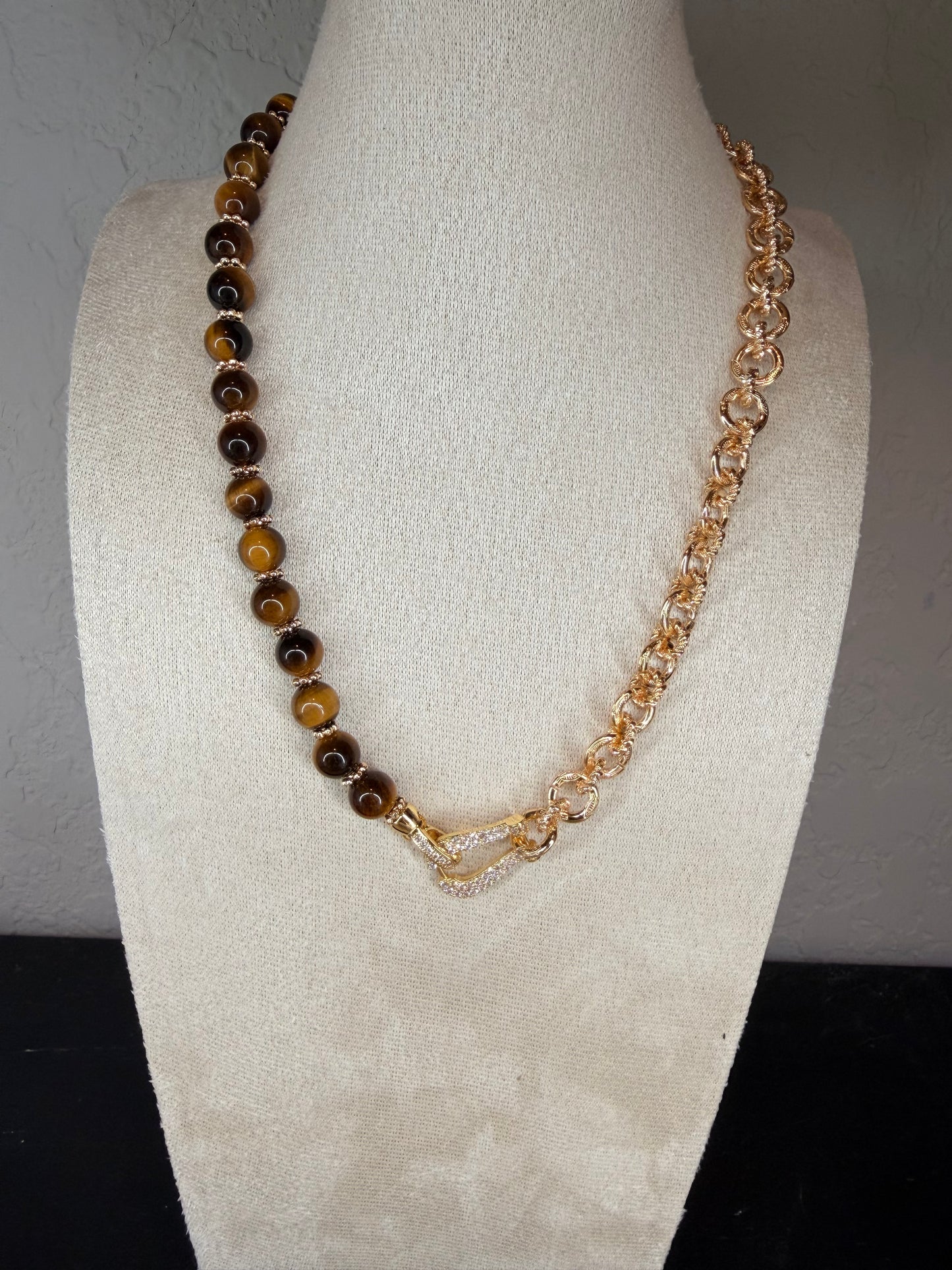 Tiger eye Horseshoe Necklace