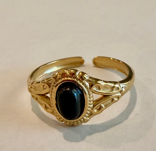 Vintage Oval Crystal Ring
