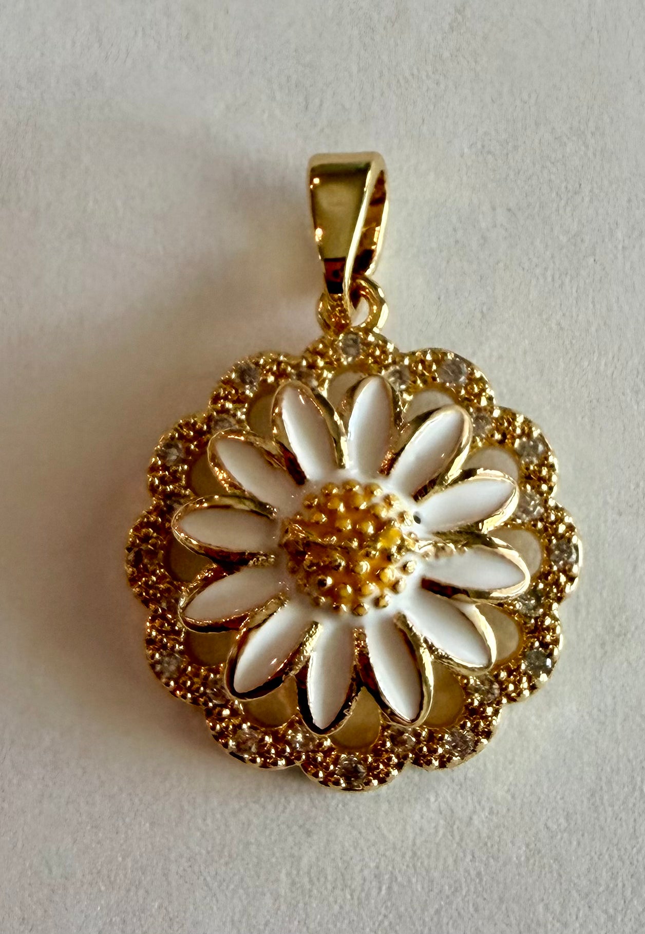 Daisy Charm