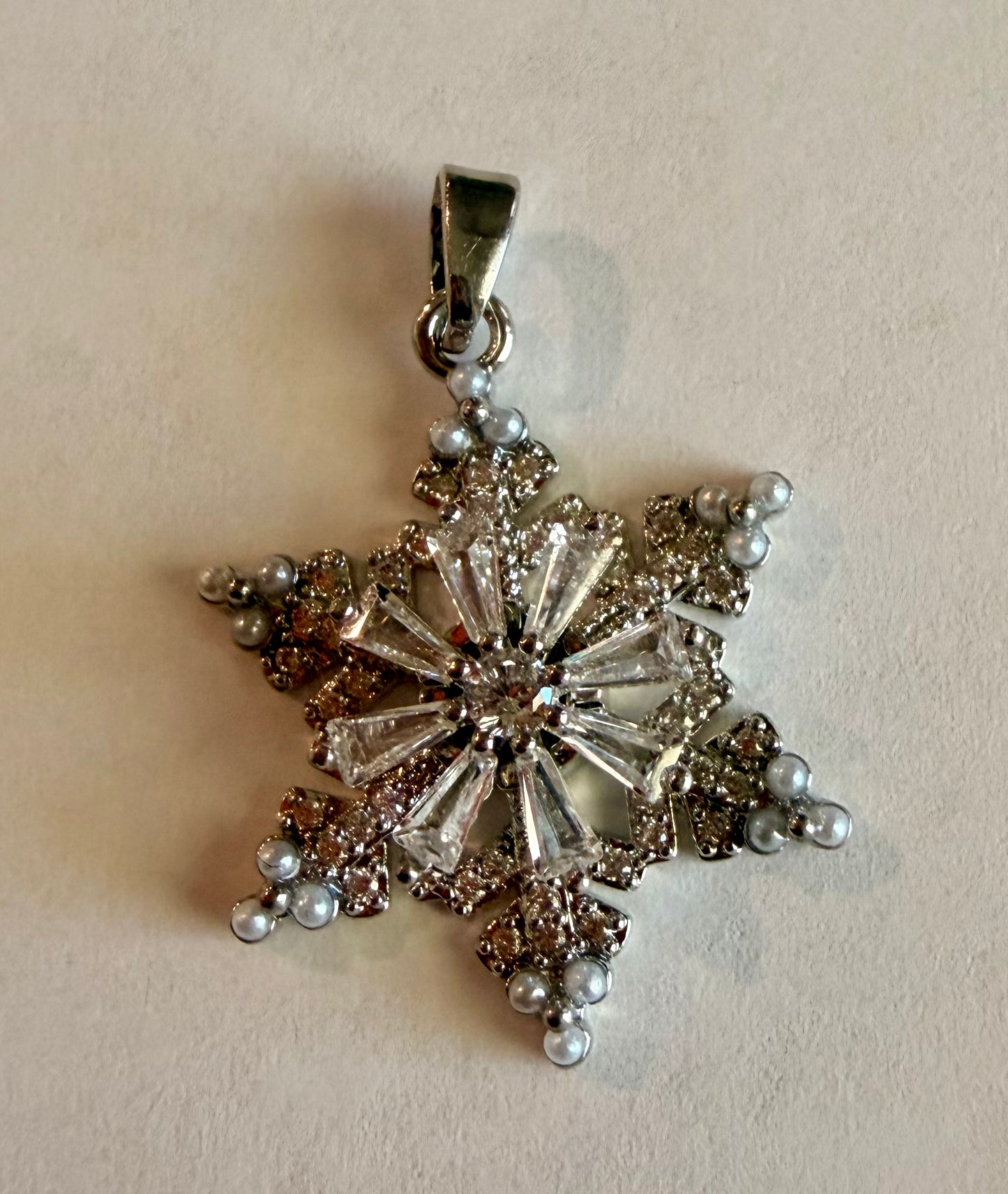 Snowflake Charm 1