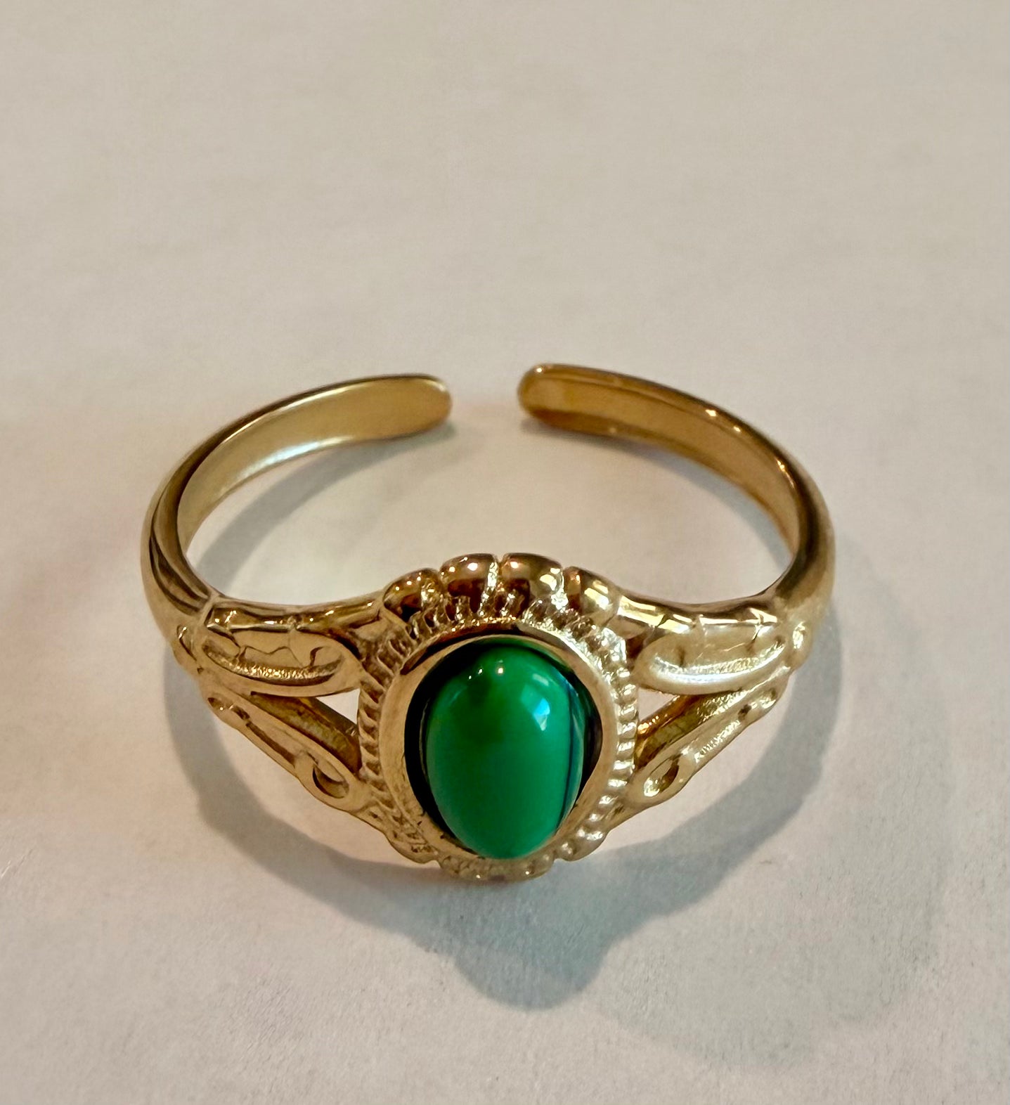 Vintage Oval Crystal Ring