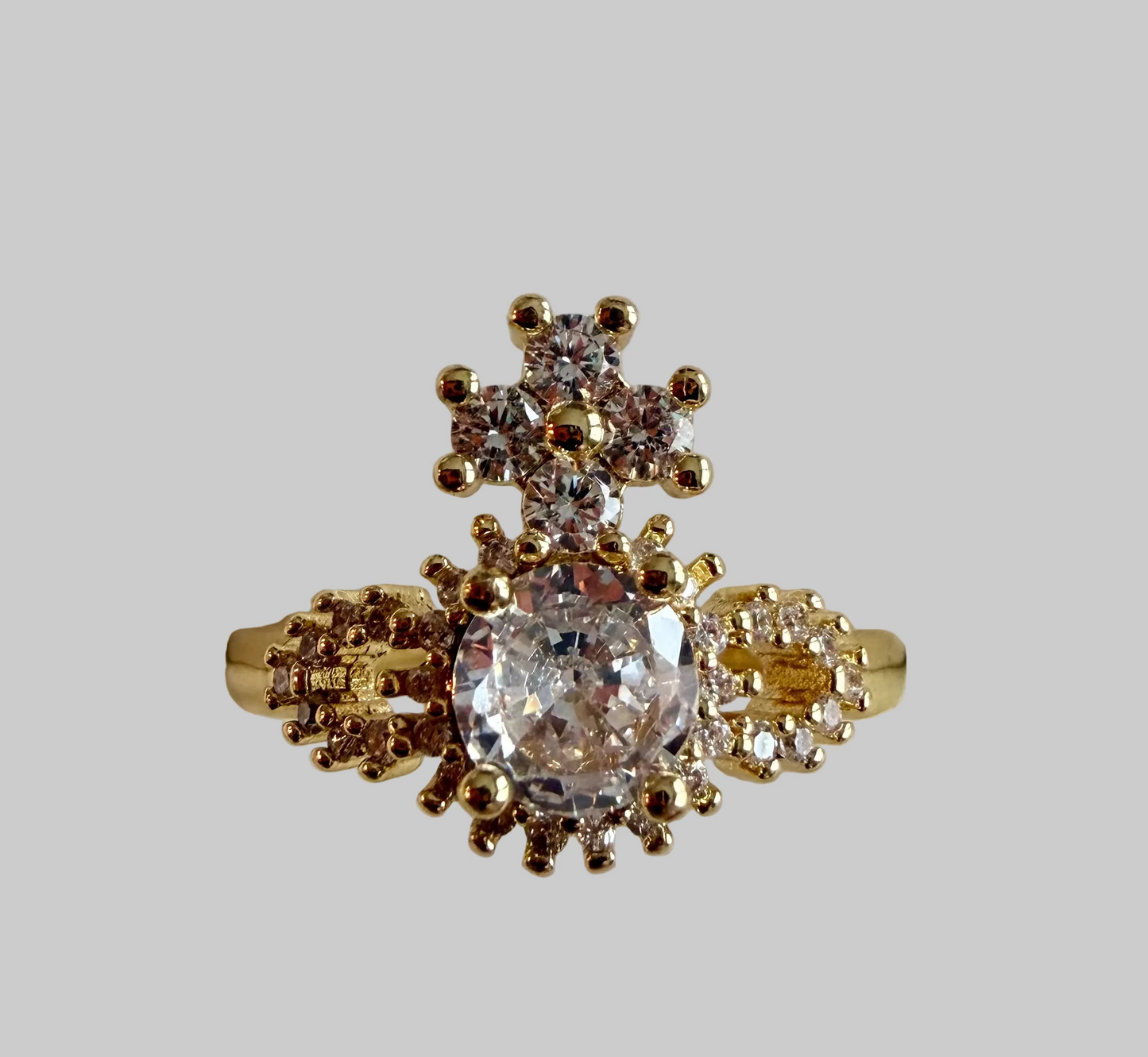 Iconic Planet Ring